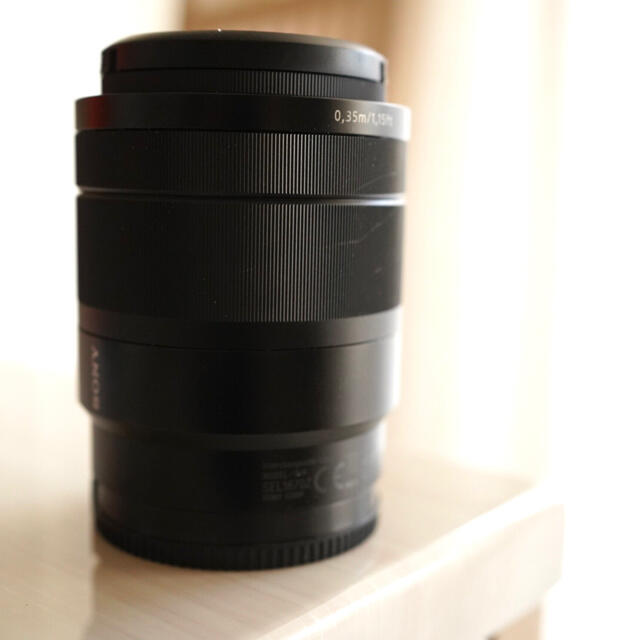SONY Zeiss E16-70mm F4 SEL1670Z 1