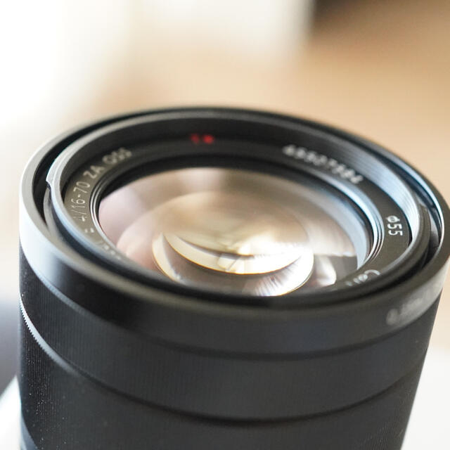 SONY Zeiss E16-70mm F4 SEL1670Z 2