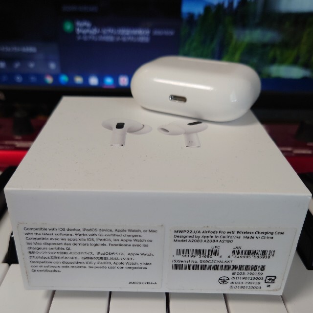 Apple(アップル)のAirpods Pro スマホ/家電/カメラのオーディオ機器(ヘッドフォン/イヤフォン)の商品写真