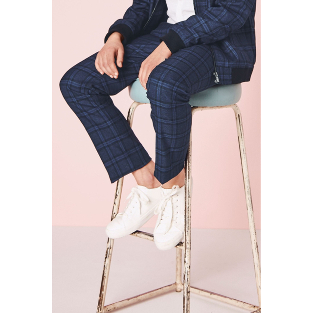 NEXT(ネクスト)のネイビー チェック スーツパンツ（12m-uk16） キッズ/ベビー/マタニティのベビー服(~85cm)(セレモニードレス/スーツ)の商品写真