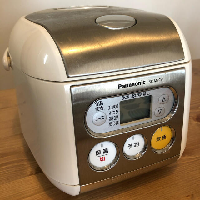 Panasonic SR-MZ051-W 炊飯器3号炊き中古 Panasonic SR-MZ051-W 炊飯器3号炊き中古