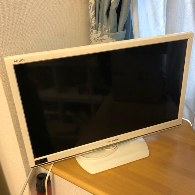 AQUOS(アクオス)のSHARP製LED液晶テレビアクオスLC-24K9中古 スマホ/家電/カメラのテレビ/映像機器(テレビ)の商品写真