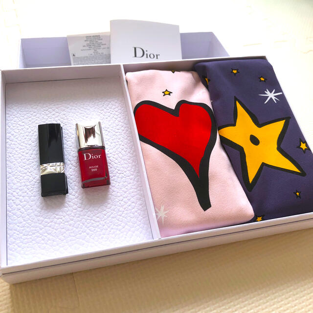 Dior(ディオール)のDior バースデーギフトセット マニキュア 口紅 999 コスメ/美容のキット/セット(コフレ/メイクアップセット)の商品写真