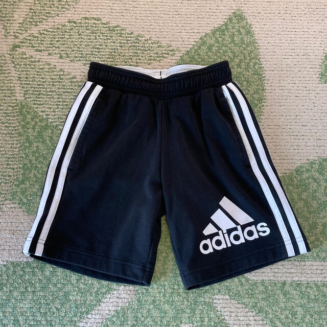 adidas(アディダス)のadidas   キッズ/ベビー/マタニティのキッズ服男の子用(90cm~)(パンツ/スパッツ)の商品写真