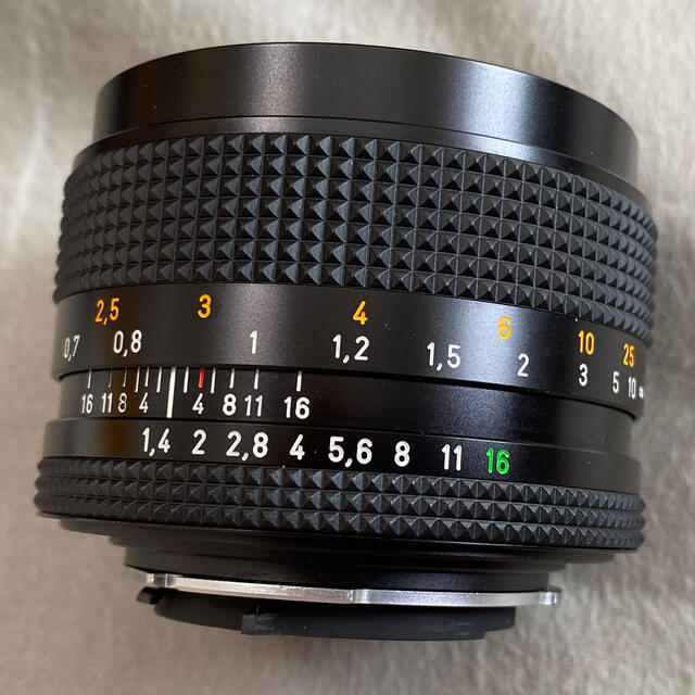 京セラ(キョウセラ)のContax Carl Zeiss Planar 50mm F1.4 MMJ  スマホ/家電/カメラのカメラ(レンズ(単焦点))の商品写真