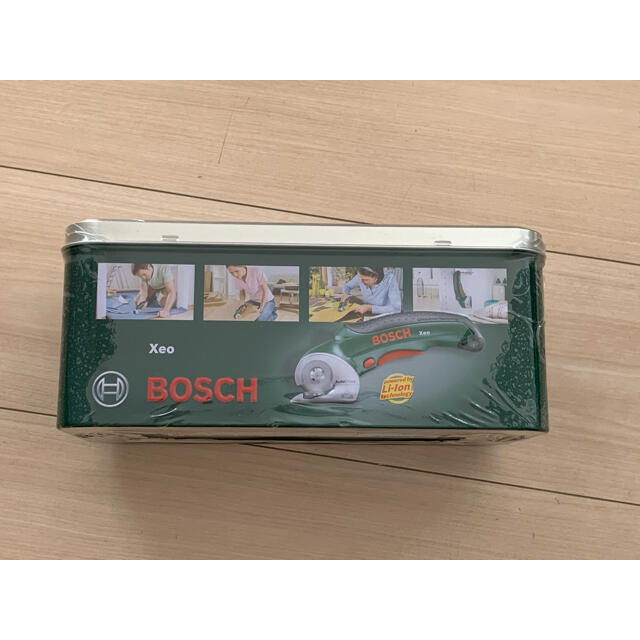 BOSCH(ボッシュ)のBOSCH マルチカッター ボッシュ 電動 工具 充電式 Xeo DIY 新品 インテリア/住まい/日用品のインテリア/住まい/日用品 その他(その他)の商品写真