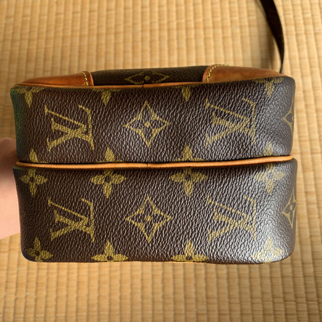 LOUIS VUITTON(ルイヴィトン)の期間限定値下げ！！ヴィトン　モノグラム  アマゾン　ショルダーバッグ レディースのバッグ(ショルダーバッグ)の商品写真