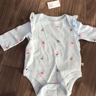 ベビーギャップ(babyGAP)のタグ付き　新品　未使用品　baby GAP ロンパース 50 長袖　ベビー服(ロンパース)