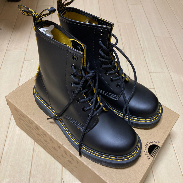 Dr.Martens(ドクターマーチン)のDr.Martens / 1460 ダブル ステッチ 8ホール ブーツ レディースの靴/シューズ(ブーツ)の商品写真