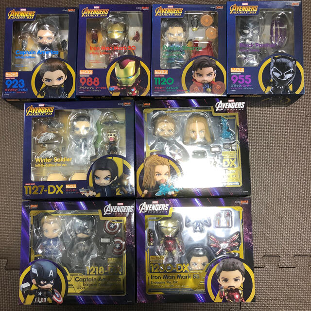 新品未開封　ねんどろいど  アベンジャーズ  8点セット