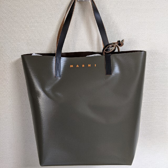 Marni(マルニ)の【新品】MARNI マルニ PVC トートバッグ メンズのバッグ(トートバッグ)の商品写真