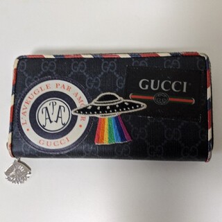 グッチ(Gucci)のGUCCI グッチ GGスプリームナイトクーリエラウンドジップロングウォレット(長財布)