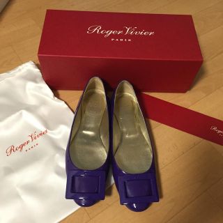 ロジェヴィヴィエ(ROGER VIVIER)のロジェヴィヴィエフラットパンプス(ハイヒール/パンプス)