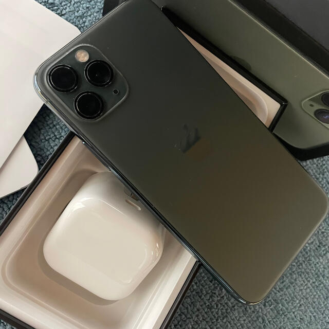 iPhone 11 Pro 256GB ミッドナイトグリーン SIMフリー 香港 ...