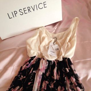 リップサービス(LIP SERVICE)のLIP SERVICE♡プリーツOP(ミニワンピース)