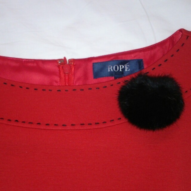 ROPE’(ロペ)のROPE 赤 ワンピース♪ レディースのワンピース(ひざ丈ワンピース)の商品写真