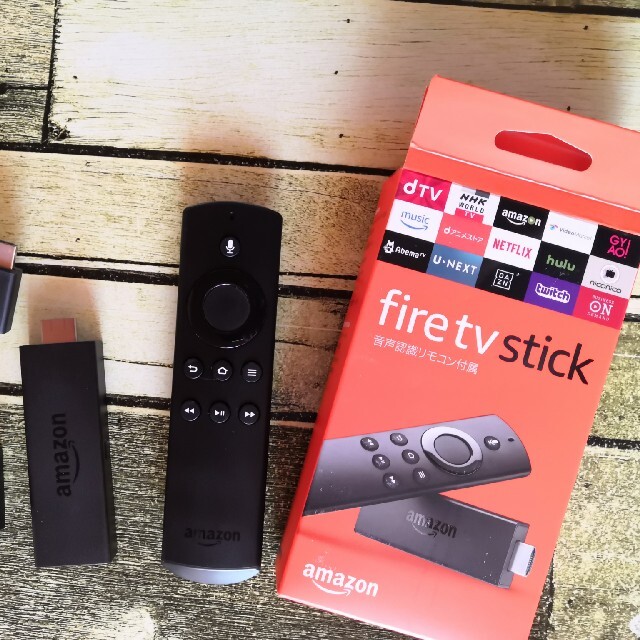 アマゾン　Fire TV Stick スマホ/家電/カメラのテレビ/映像機器(テレビ)の商品写真