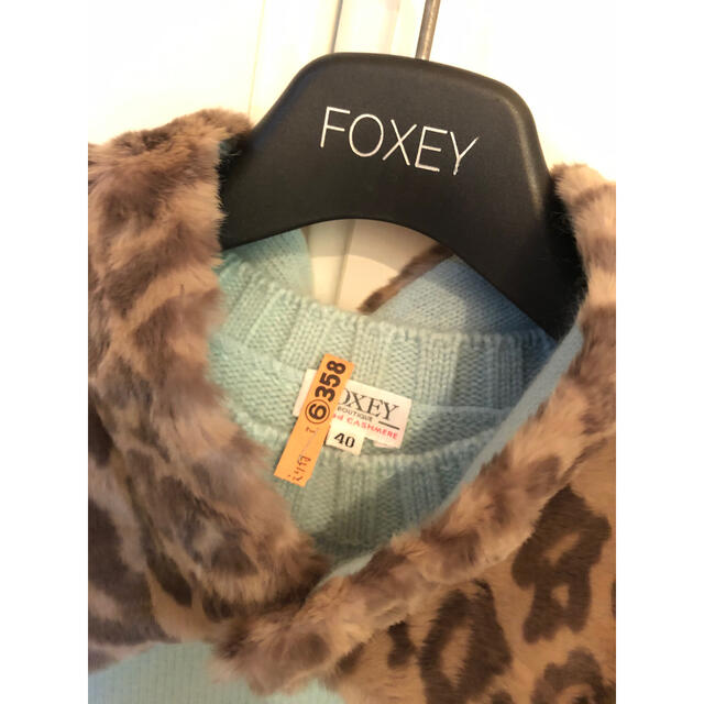 FOXEY(フォクシー)の最終セール‼︎☆FOXEY☆ファー付☆カシミア100%ニット☆ レディースのトップス(ニット/セーター)の商品写真