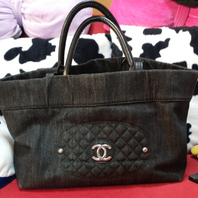 CHANEL ノベルティバッグ