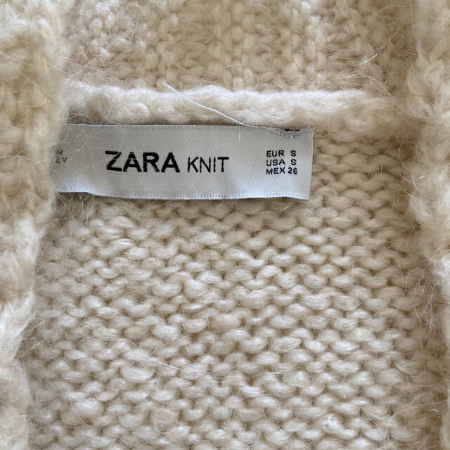 ZARA(ザラ)のzara ニットカーディガン　オーバーサイズ　ニットガウン　美品 レディースのトップス(カーディガン)の商品写真