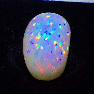 《宝石⚜ルース》凄まじい遊色✨天然エチオピアオパール 9.531ct 鑑付(リング(指輪))