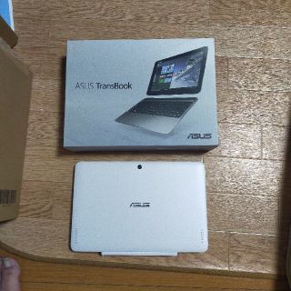 エイスース(ASUS)のASUS TransBook T100HA-ホワイト(ノートPC)