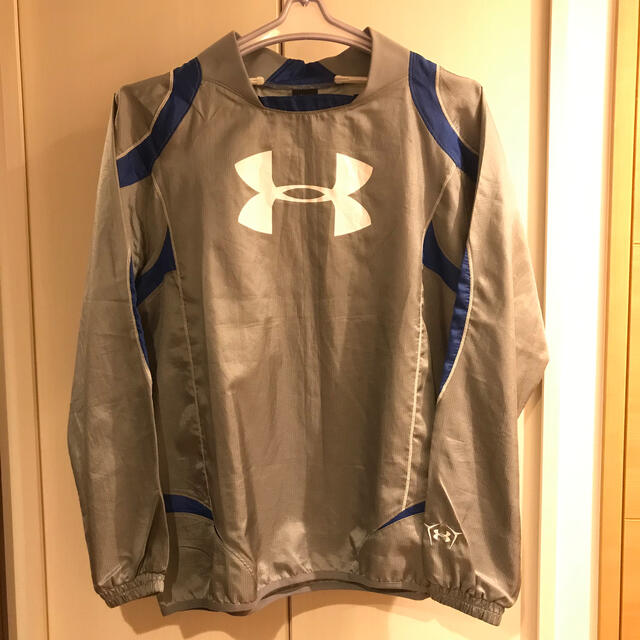 UNDER ARMOUR(アンダーアーマー)の五十六様専用UA アンダーアーマー　ナイロンアウター&パンツ(セットアップ)  スポーツ/アウトドアのランニング(ウェア)の商品写真