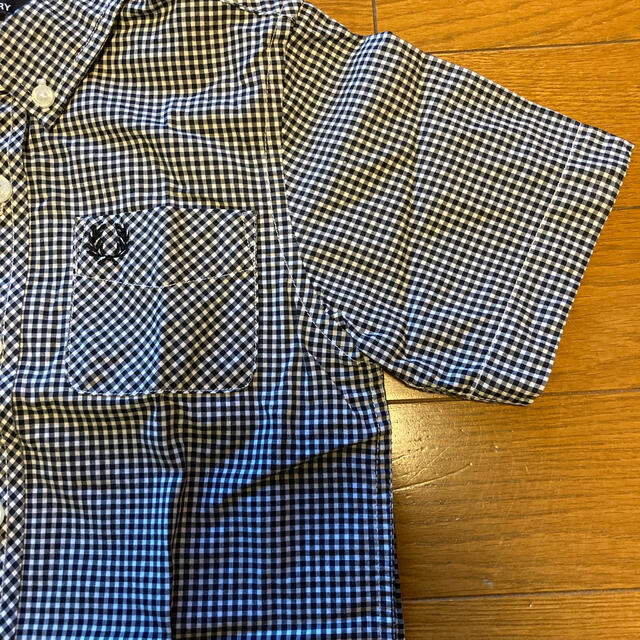 FRED PERRY(フレッドペリー)のFRED PERRY 半袖シャツ キッズ/ベビー/マタニティのキッズ服男の子用(90cm~)(Tシャツ/カットソー)の商品写真