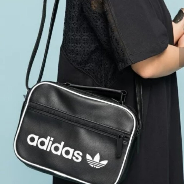 adidas(アディダス)のアディダス オリジナルス ショルダーバッグ MINI AIRL VINT レディースのバッグ(ショルダーバッグ)の商品写真