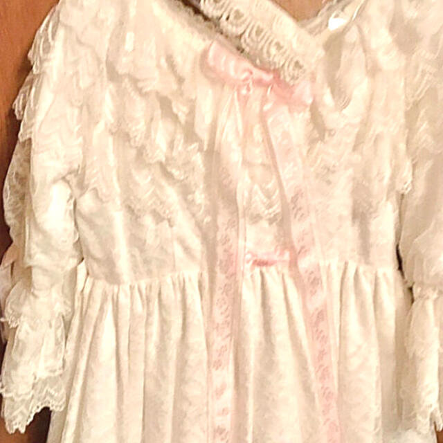 Angelic Pretty(アンジェリックプリティー)のアンジェリックプリティ　Viorettaワンピース　白 レディースのワンピース(ひざ丈ワンピース)の商品写真