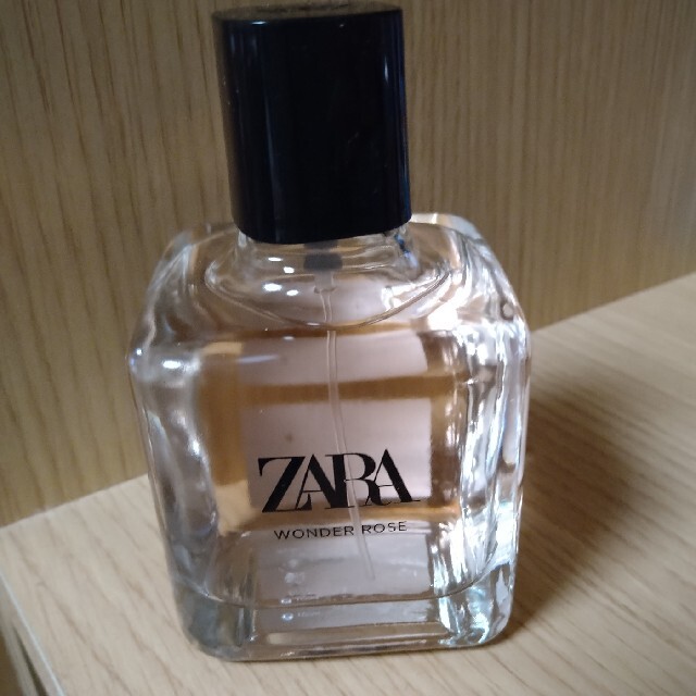 ZARA(ザラ)のZARA ワンダーローズ　100ml コスメ/美容の香水(香水(女性用))の商品写真