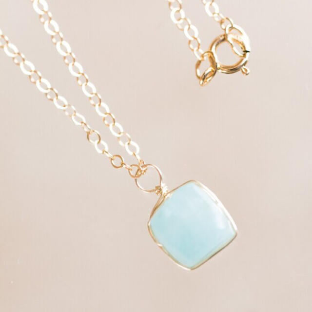 ☆アクアマリンキューブAAA Aquamarine☆14kgf☆一粒ペンダント☆ ハンドメイドのアクセサリー(ピアス)の商品写真