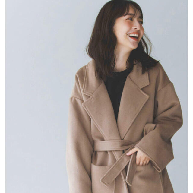 ZARA(ザラ)のベースメントオンライン　サイドスリットロングコート　モカ　FREE レディースのジャケット/アウター(ロングコート)の商品写真