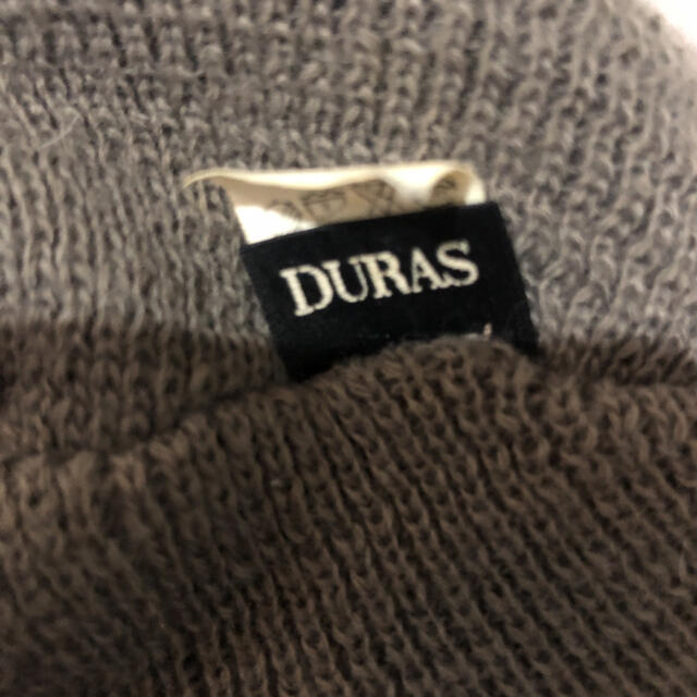 DURAS(デュラス)のフワフワ　ニット帽　美品 レディースの帽子(ニット帽/ビーニー)の商品写真