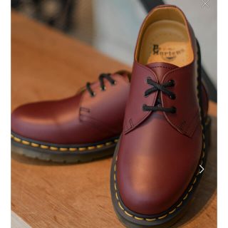 ドクターマーチン(Dr.Martens)のDr.Martens 3ホール　チェリーレッド　23.0センチ(ローファー/革靴)