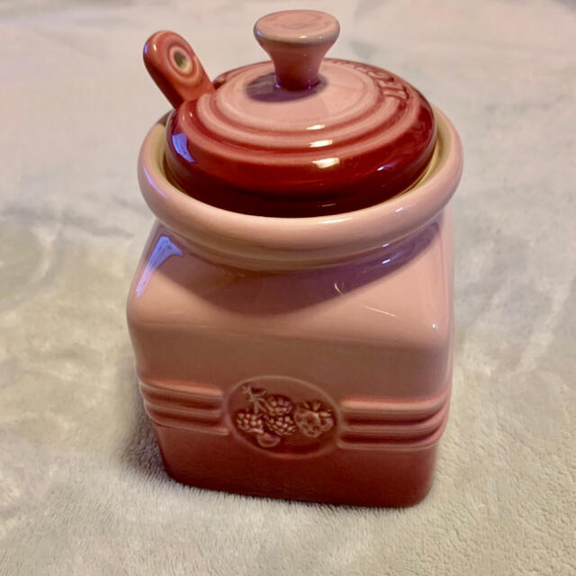 Le Creuset 最終値下げ ルクルーゼ ジャムポット スプーン付きの通販 By ミーフィ ルクルーゼならラクマ Le Creuset 最終値下げ ルクルーゼ ジャムポット スプーン付きの通販 By ミーフィ ルクルーゼならラクマ