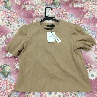 ベルシュカ(Bershka)のBershka トップス(カットソー(半袖/袖なし))