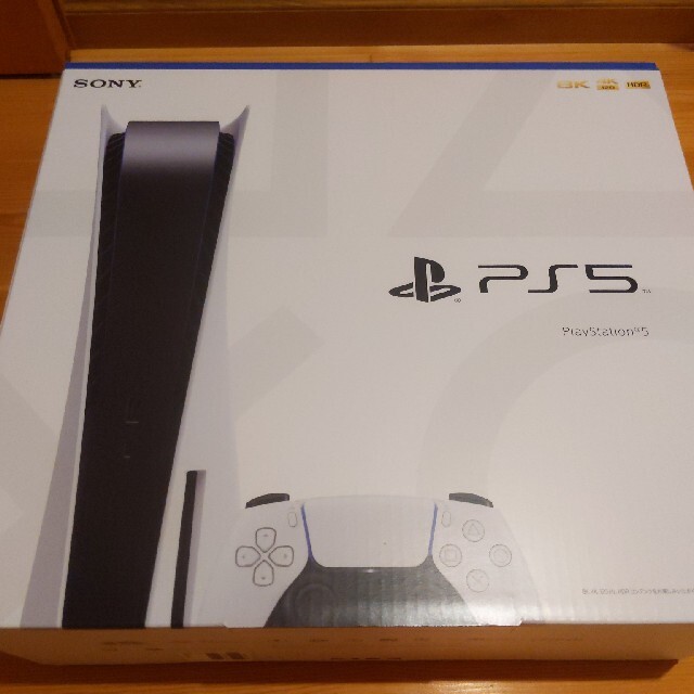 SONY(ソニー)のSONY PlayStation5 CFI-1000A01 エンタメ/ホビーのゲームソフト/ゲーム機本体(家庭用ゲーム機本体)の商品写真