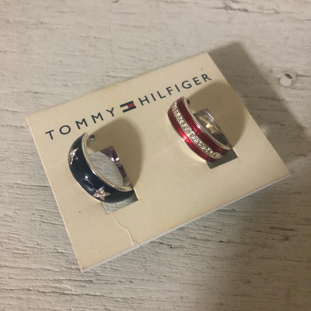 TOMMY HILFIGER(トミーヒルフィガー)の値下げ！TOMMY HILFIGER ピアス レディースのアクセサリー(ピアス)の商品写真