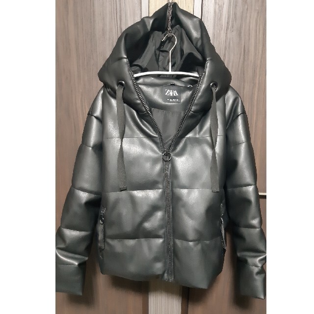 ZARA - 【size S】ZARA レザー風 パフジャケット アウター オーバーサイズ 黒の通販 by sweets-xxx's shop|ザラ ならラクマ ZARA - 【size S】ZARA レザー風 パフジャケット アウター オーバーサイズ 黒の通販 by sweets-xxx's shop|ザラ ならラクマ
