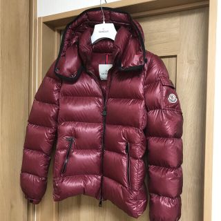 モンクレール(MONCLER)の美品　綺麗　モンクレールジャパン正規品　BERRE サイズ1(ダウンジャケット)