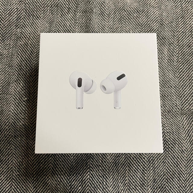 Apple(アップル)の新品未開封 国内正規品 Apple AirPods Pro エアーポッズプロ スマホ/家電/カメラのオーディオ機器(ヘッドフォン/イヤフォン)の商品写真