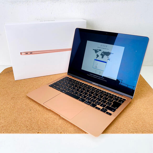 MAC(マック)の美品 MacBook Air 2020 1.1GHz i5 16GB 512GB スマホ/家電/カメラのPC/タブレット(ノートPC)の商品写真