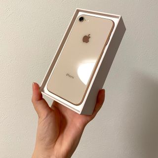 アップル(Apple)のSIMフリー　iPhone8 64ギガ　ローズゴールド(スマートフォン本体)