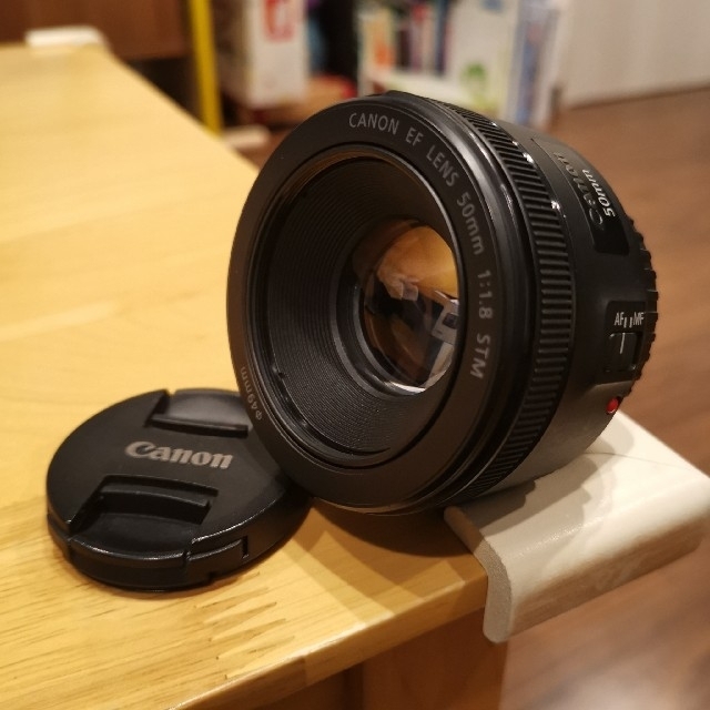 Canon EF50mm F1.8 STM　フィルター・純正フードつき 【美品】