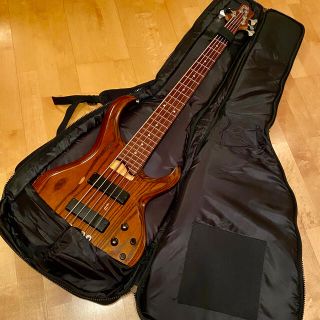 アイバニーズ(Ibanez)のIbanez BTB 5弦ベース /ケース付けます(多少不具合有)(エレキベース)