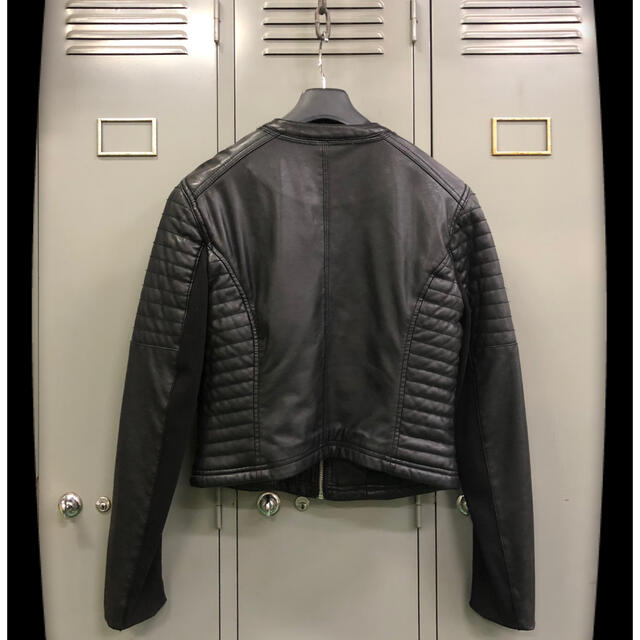 H&M(エイチアンドエム)のH&M Faux Leather Single Riders Jacket レディースのジャケット/アウター(ライダースジャケット)の商品写真