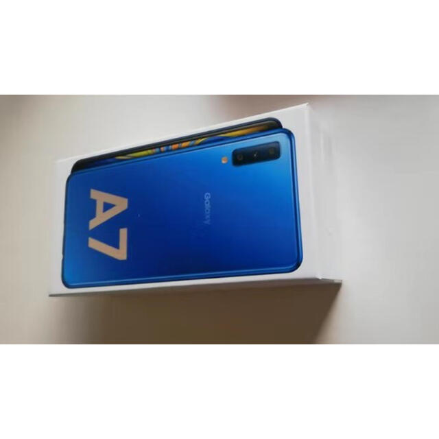 スマートフォン/携帯電話Galaxy A7ブルー