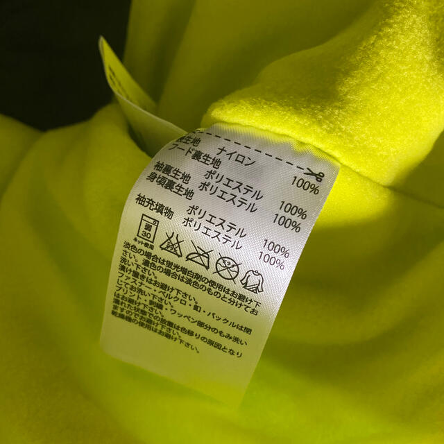 adidas(アディダス)のadidas アディダス  パーカーフーディー　黒黄150  ウインドブレーカー キッズ/ベビー/マタニティのキッズ服男の子用(90cm~)(ジャケット/上着)の商品写真