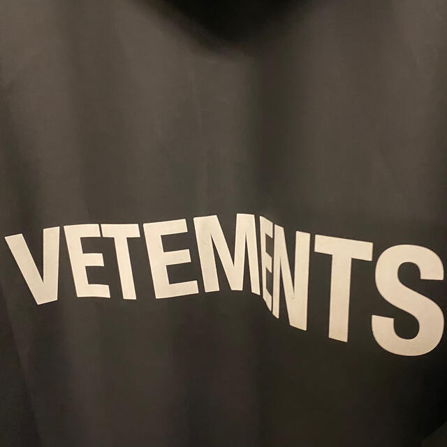 Balenciaga(バレンシアガ)のVETEMENTS レインコート メンズのファッション小物(レインコート)の商品写真